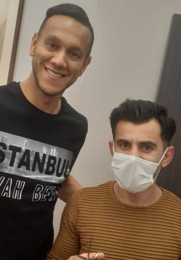 Josef de Souza, Muharrem Bilen’in salonunda